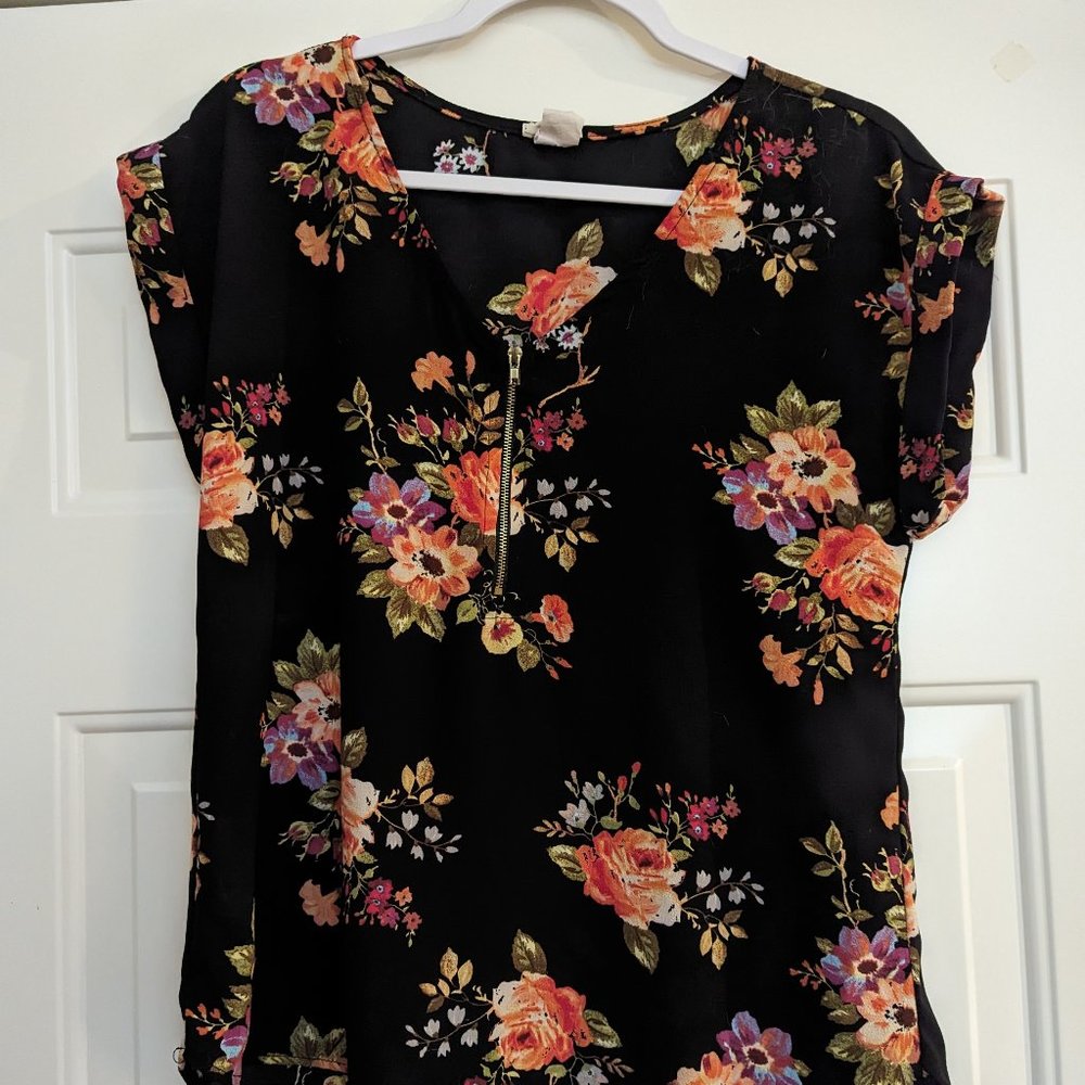 Tovia womens medium blouse